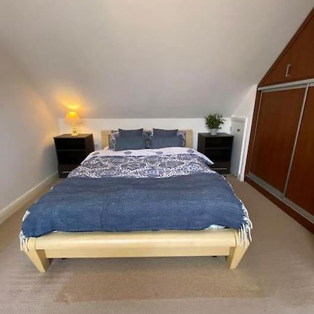 Family Relax In The Seaside Town With Parking Villa Hastings Exterior photo